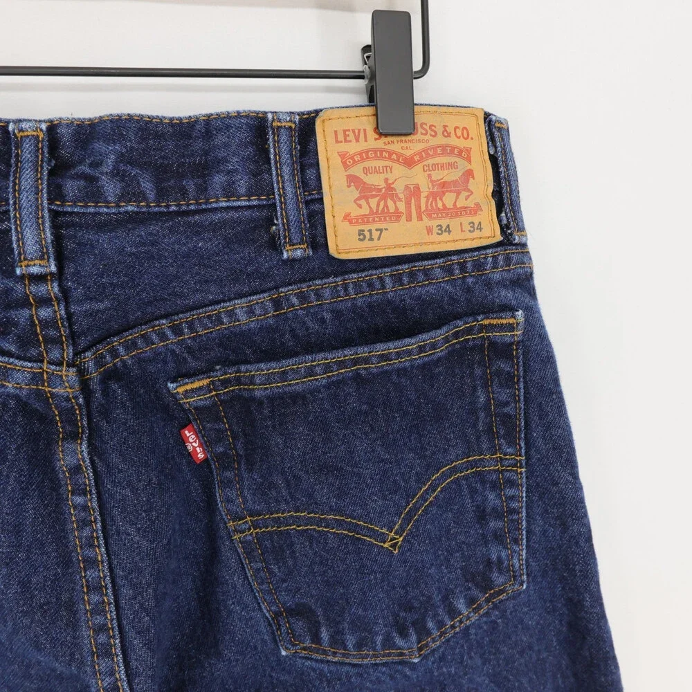 Levis classic dark